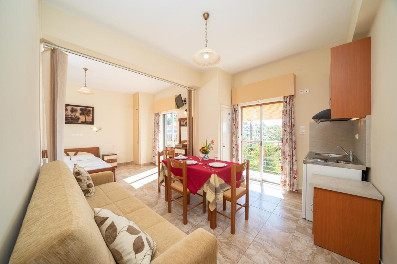 Lorenzo House Apartments Lassi  Bagian luar foto