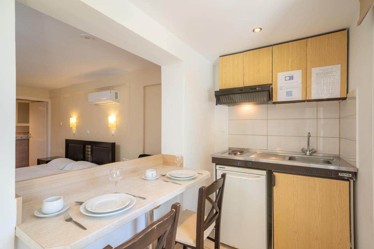 Lorenzo House Apartments Lassi  Bagian luar foto