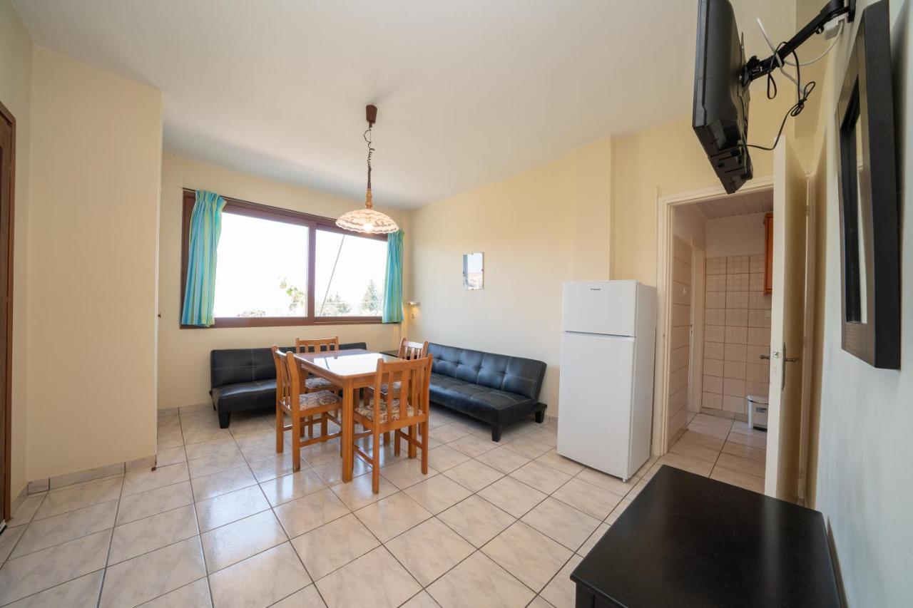 Lorenzo House Apartments Lassi  Bagian luar foto
